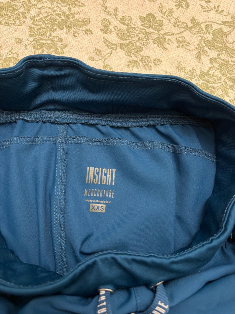 Carribbean Blue Med Couture Scrub Set! - Picture 4 of 4